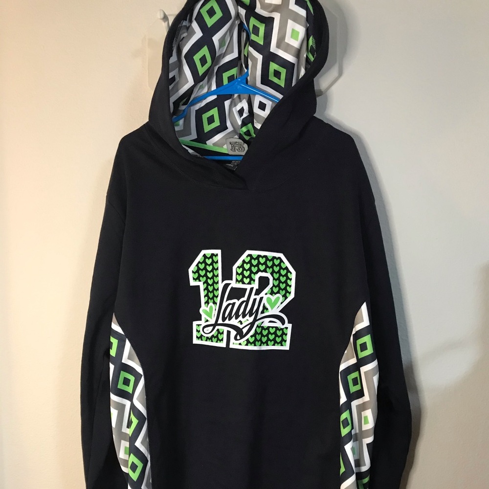 Seahawks lady 12 hoodie NWT 4x